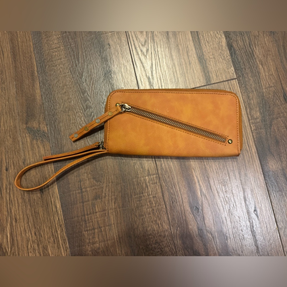 Free People Vegan Leather Brown Distressed Wallet Wristlet NWOT